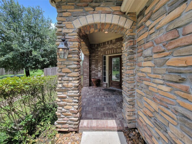 Building Photo - 19626 Valkyrie Dr