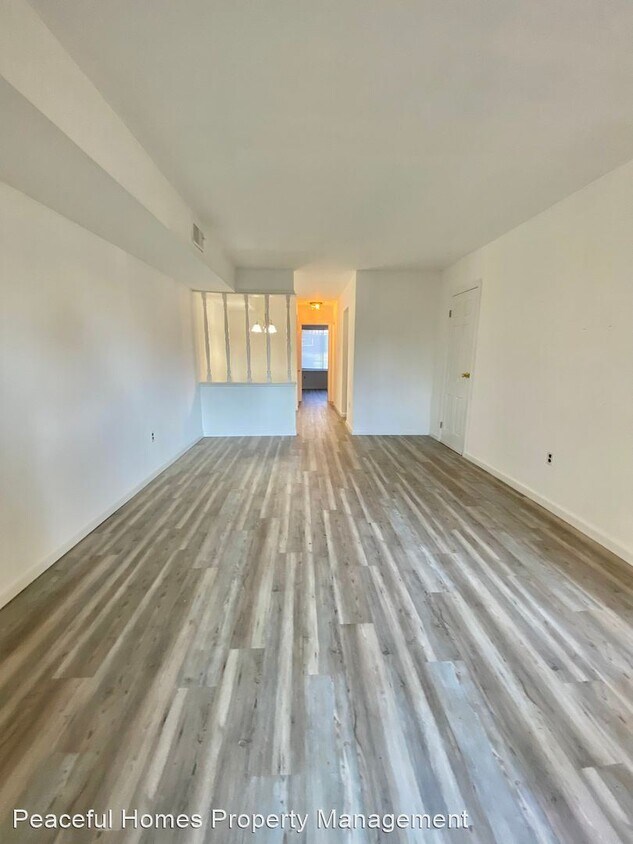 1 br, 1 bath House 5 Lancaster Estate House Rental in Mount Joy, PA