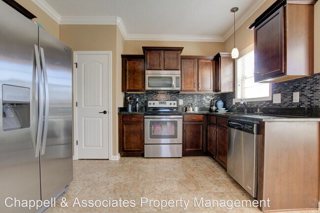 Foto del edificio - 4 br, 2.5 bath House - 1931 Sunset Meadows...