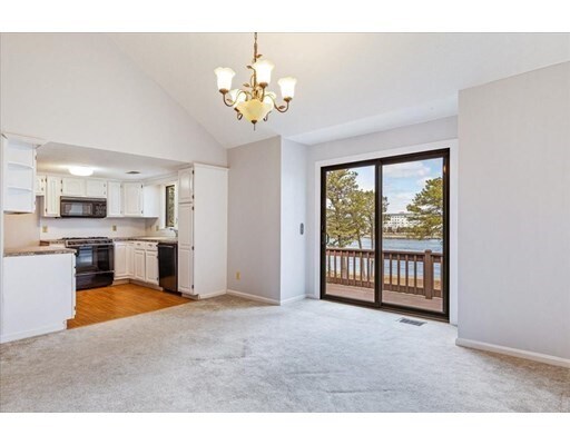 Building Photo - 10 Shipyard Ln