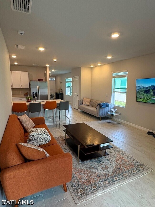 Building Photo - 11210 Sunset Preserve Dr