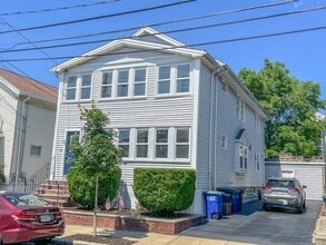 Building Photo - 65 Woods Ave
