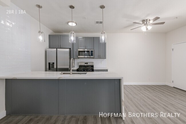 Foto del edificio - 8753 Langdon Ave