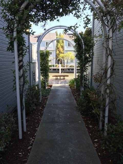 Foto del edificio - 728 Port Walk Pl