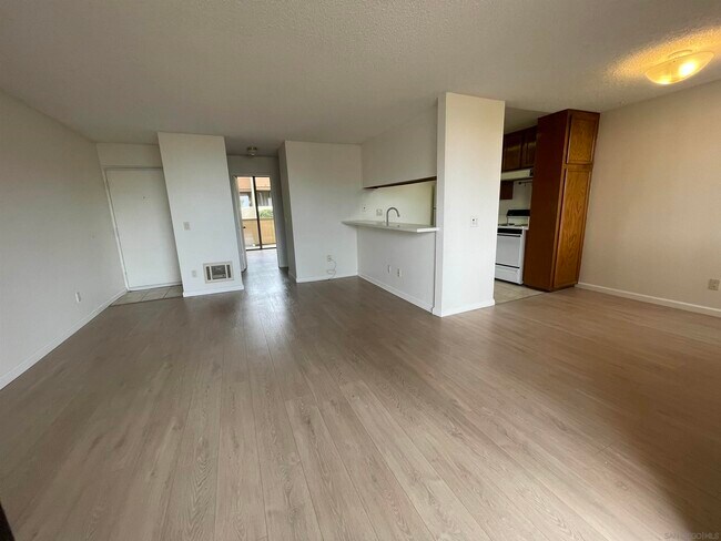 Foto del edificio - 6188 Agee St