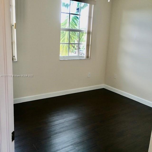 Foto del edificio - 4104 NE 24th Dr