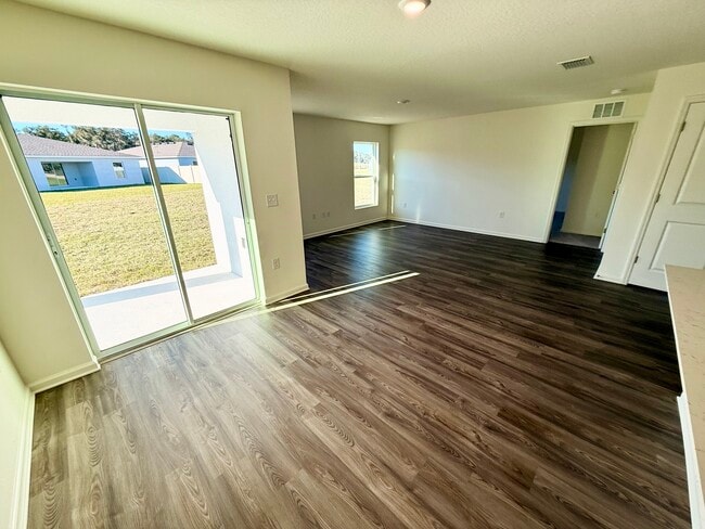 Foto del edificio - 2456 NW 22nd Ct