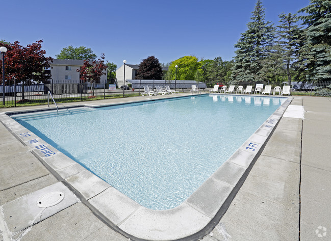 lake orion high school pool