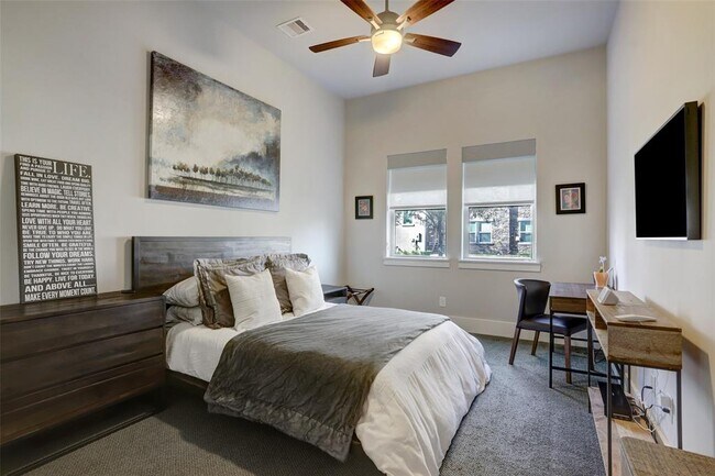 Foto del edificio - 2648 Fountain Key Blvd