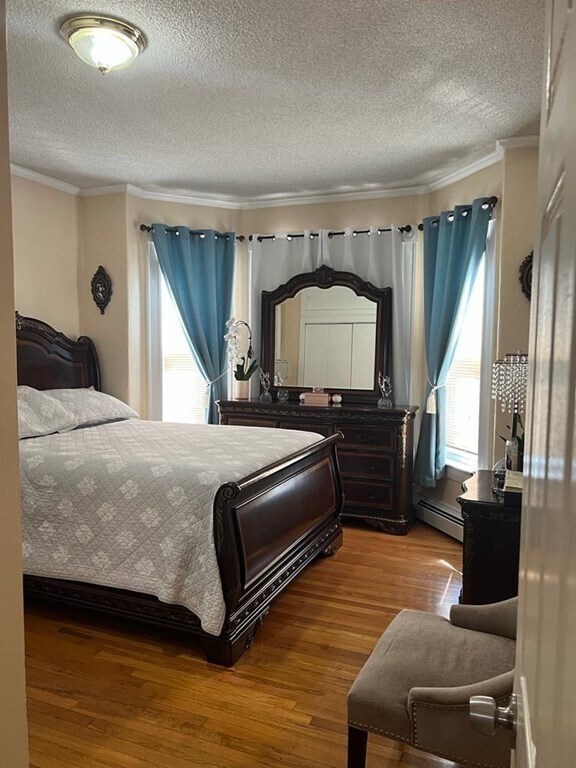 Building Photo - 37 Chatham St