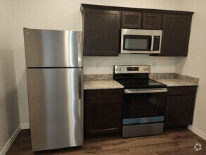 Building Photo - 3414 Abraham Dr