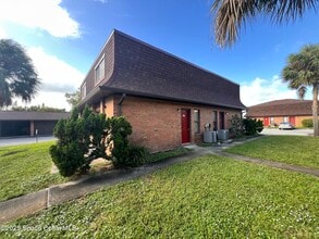 Building Photo - 3812 Overlook Dr