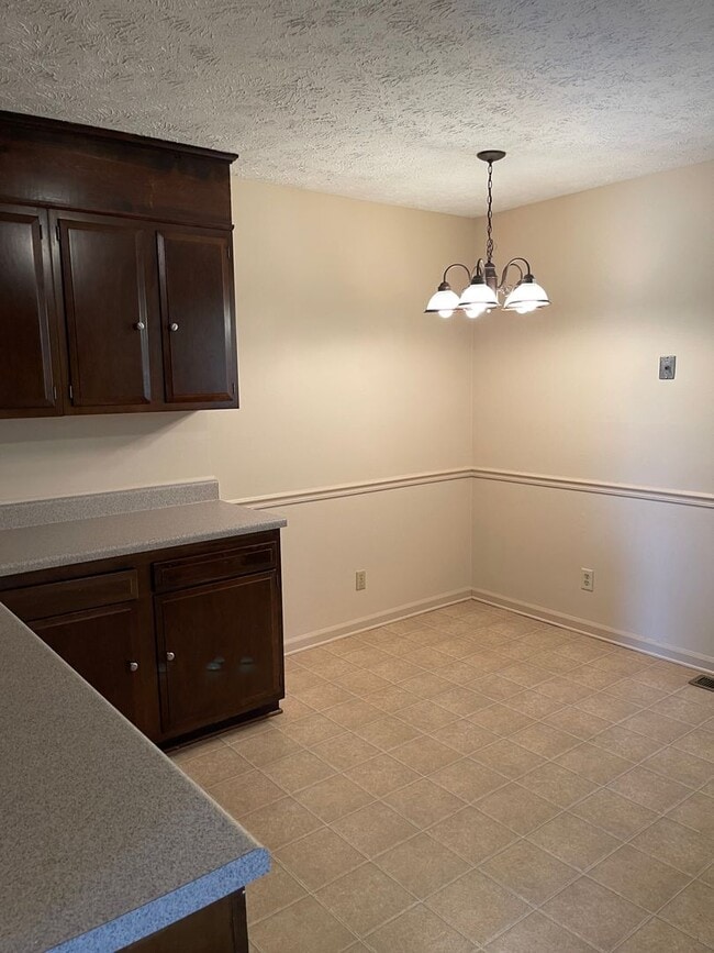 Building Photo - 2 Bedroom House in Talladega