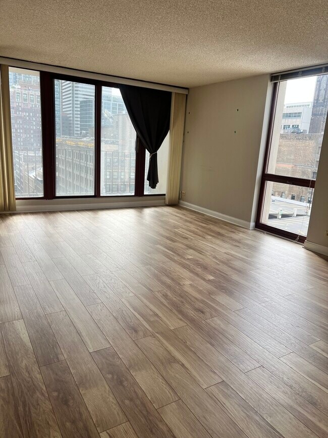 Foto del edificio - 200 N Dearborn St