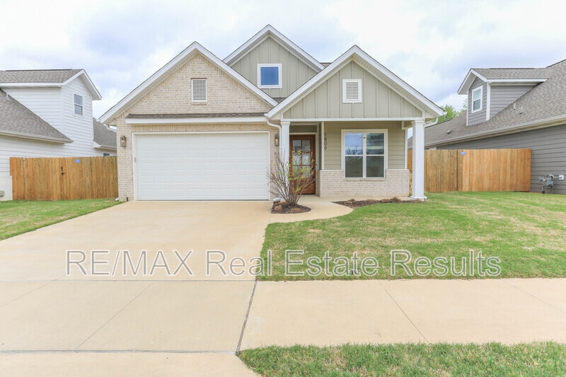 Photo - 1809 W Saddlebrook Ln
