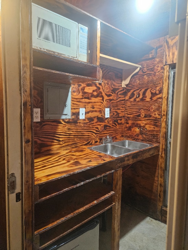 Building Photo - 4611 88th Ave SW