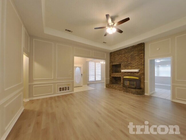 Foto del edificio - 528 Renee Ln