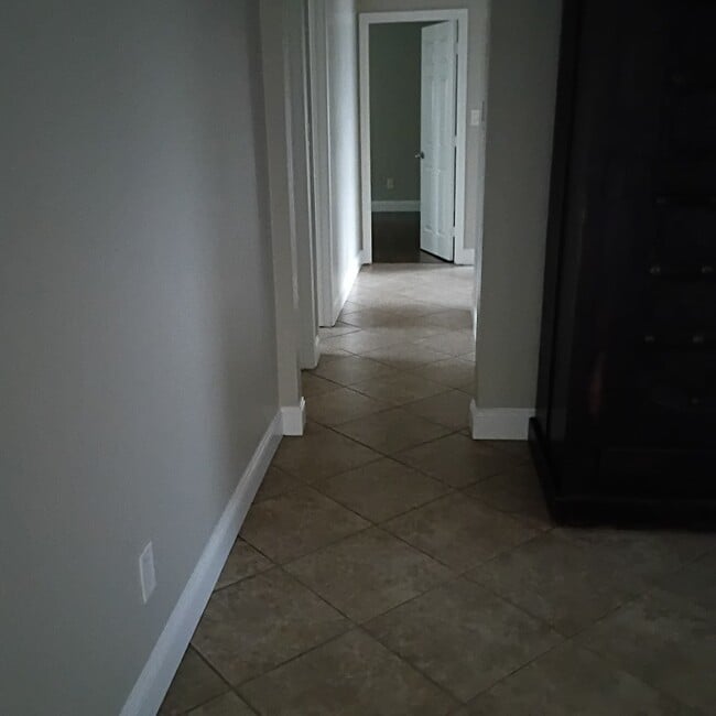 Foto del edificio - 1103 Myra Ave