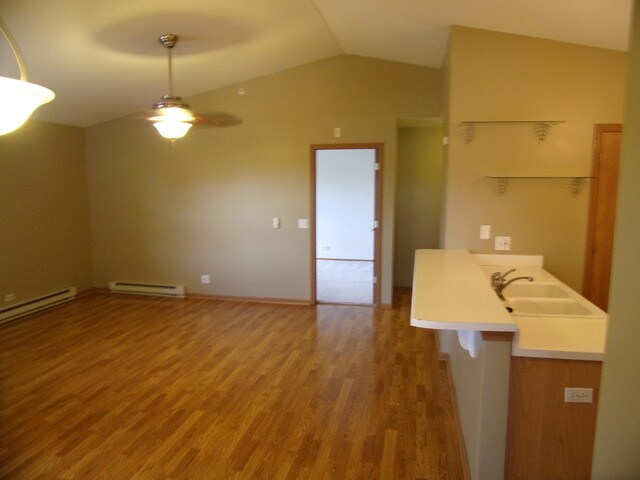 Building Photo - 1443 Spring Brook Ct