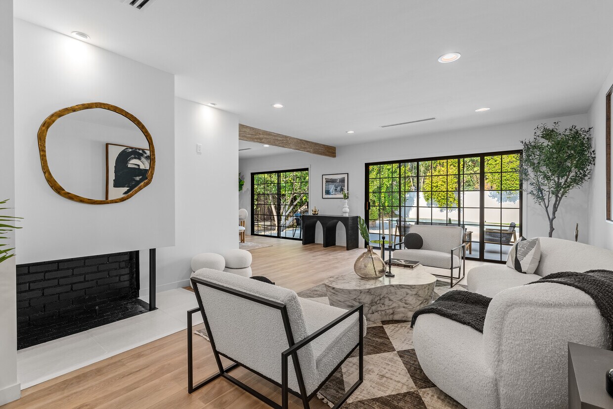 Foto principal - 16517 Hartsook St