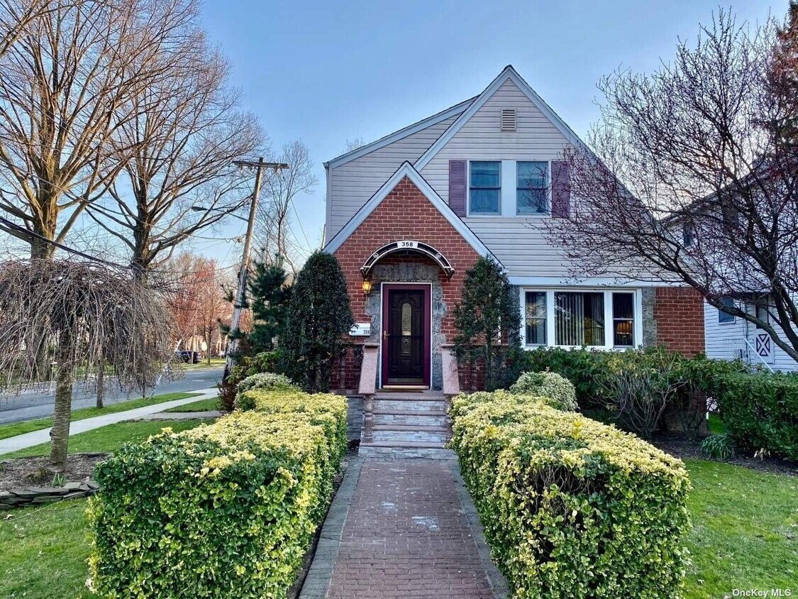 Primary Photo - 358 Tulip Ave