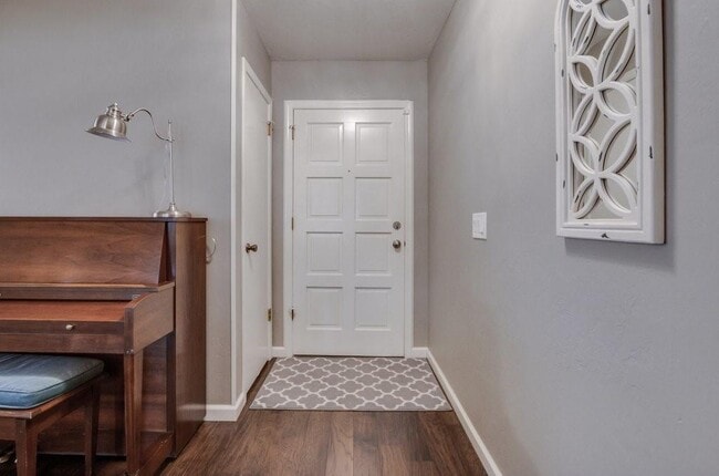 Building Photo - 1332 Chimney Hill Rd