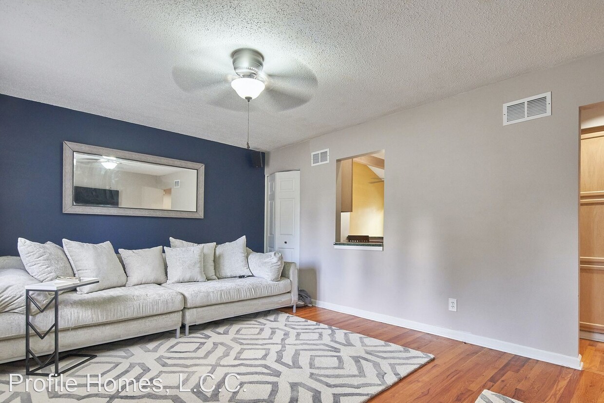 Primary Photo - 2 br, 1 bath House - 5669 Marquette