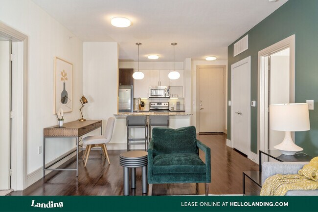 Building Photo - 14800 Memorial Dr