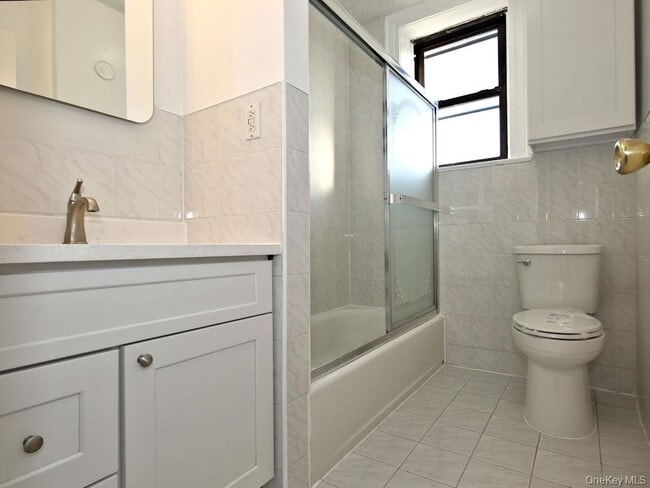 Foto del edificio - 110 Bradford St