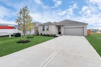 Building Photo - 934 Garden Path Dr