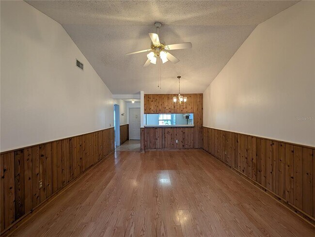 Foto del edificio - 1130 Dover Ct