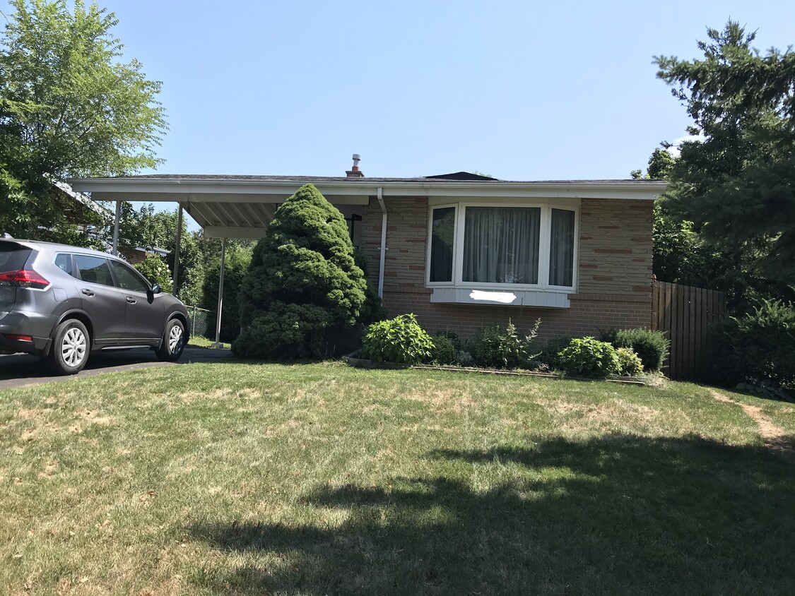 Photo principale - 2186 Truscott Dr