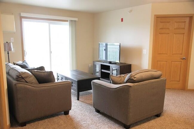 Building Photo - Tioga Apartments