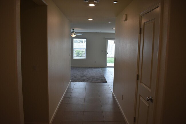 Building Photo - 761 Sunol Ct