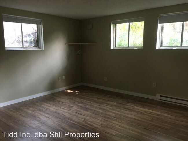 Building Photo - 5 br, 2.5 bath House - 520 15th St NE