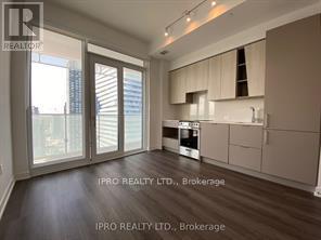 Photo du bâtiment - 3883-3883 Quartz Rd