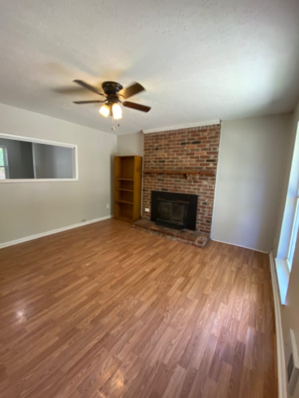 Building Photo - 10107 Coralwood Dr
