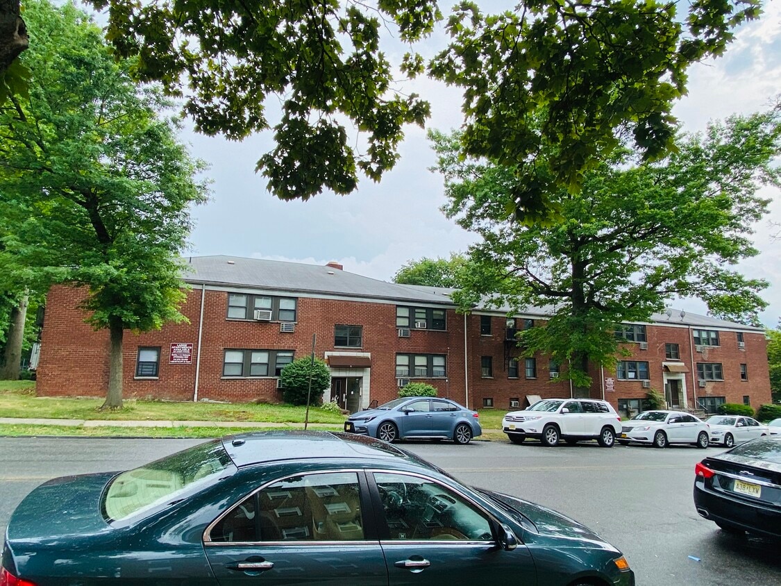 5 Rhode Island Ave Unit 1D, East Orange, NJ 07018 5 Rhode Island Ave