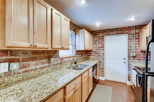 Foto del edificio - 24 Daniel St SE