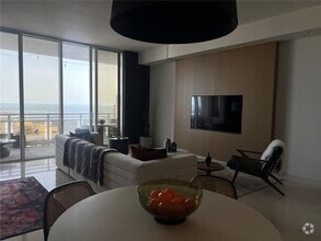 Building Photo - 901 Brickell Key Blvd
