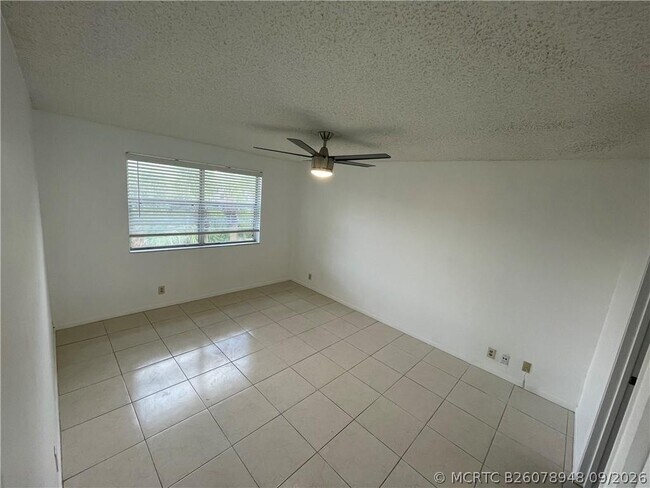 Building Photo - 9033 Wiles Rd