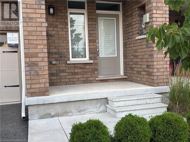 Photo du bâtiment - 113 Hartley Ave.