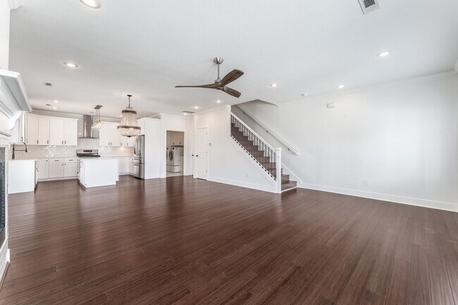 Building Photo - Modern 3-Bedroom Home with Open Layout in ...