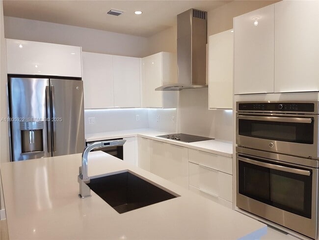 Foto del edificio - 10245 NW 63rd Terrace