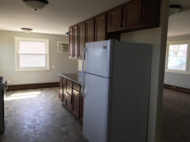Foto del edificio - Spacious 3-Bedroom with Garage in Orion IL!
