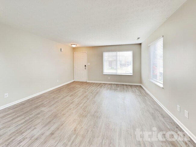 Building Photo - 6633 Dunsdin Dr