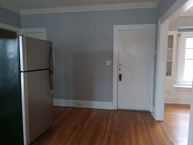 Foto del edificio - 2058-2058 Wascana Ave