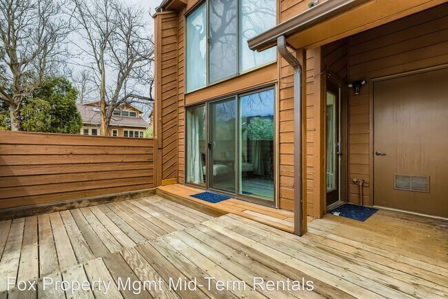 Foto del edificio - 3 br, 2.5 bath House - 3117 Bell Dr