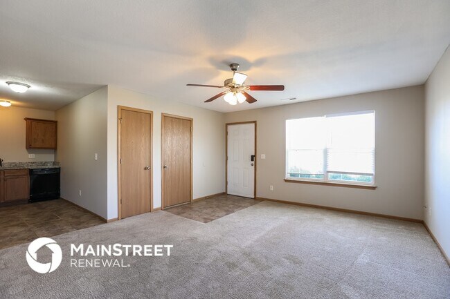 Building Photo - 222 Palmer Ct