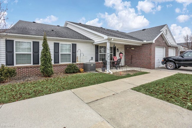 Building Photo - 1 br, 1 bath Apartment - Whitman Crossing